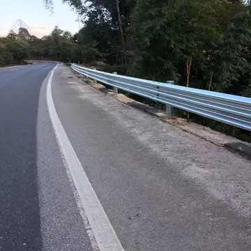 益陽高速波形護(hù)欄板