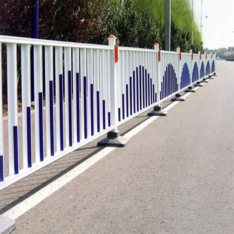 玉龍高速公路護(hù)欄